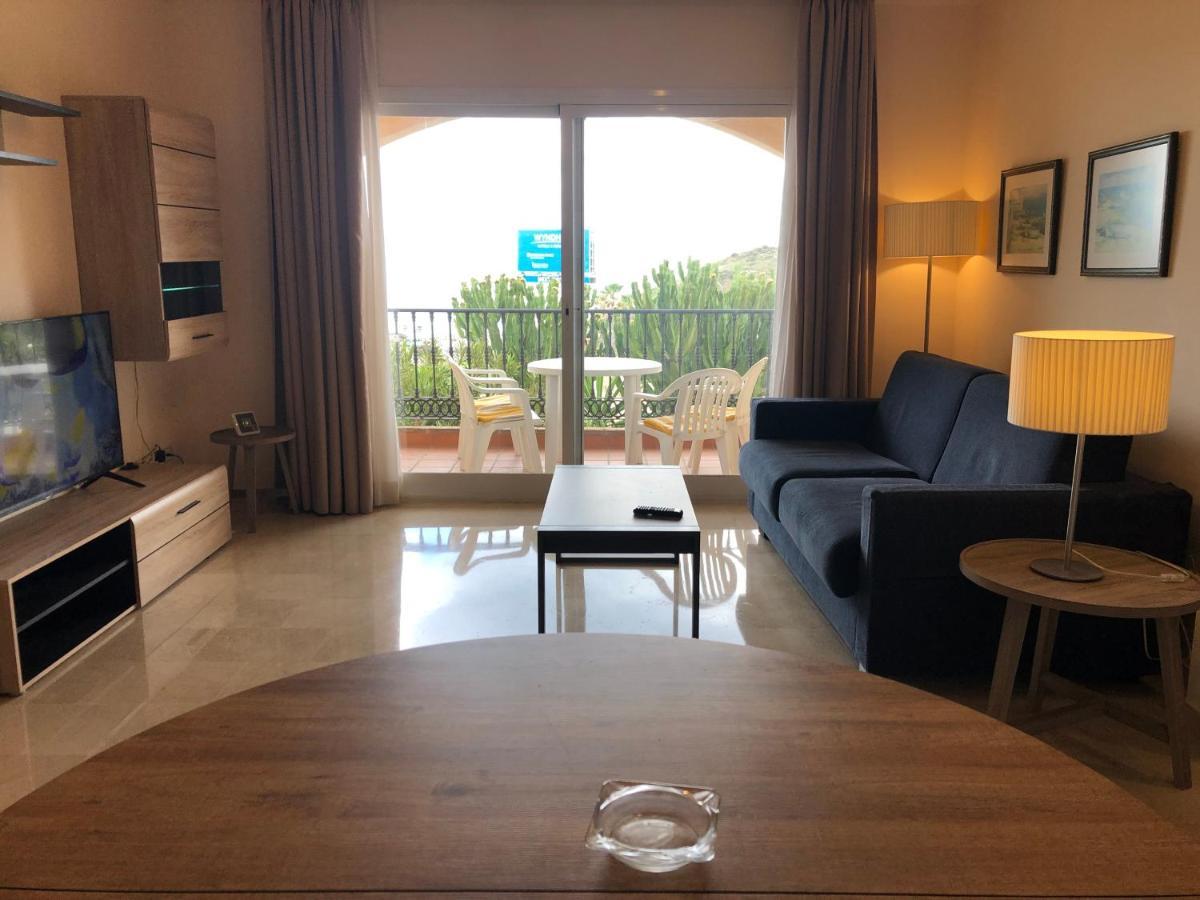 Fantastico Apartamento Con Vistas Al Mar Zona Club La Costa Castillo Fuengirola Exterior photo
